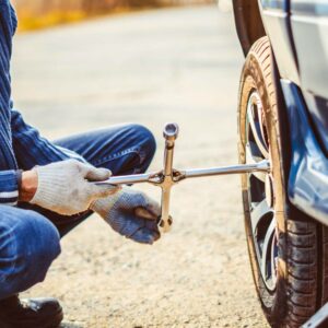 Tips to change car tires safely